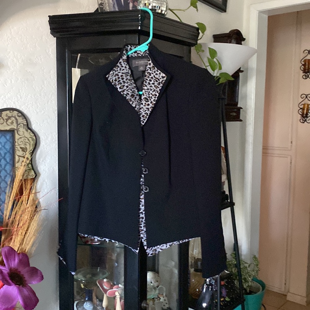 Cute blazer - Picture 3 of 5